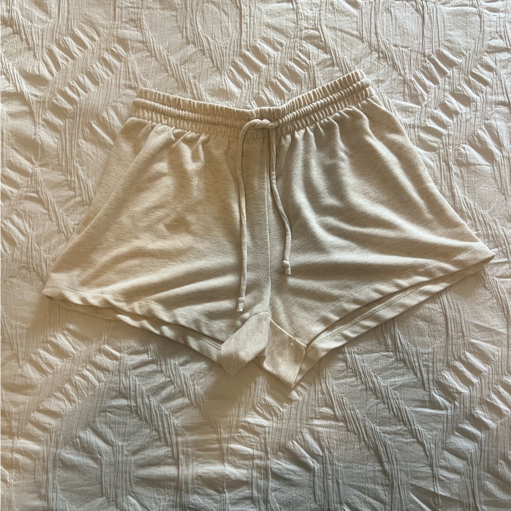 Wilfred Beige Lounge Shorts